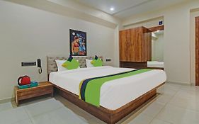 Treebo Royal Imperio, Hinjewadi